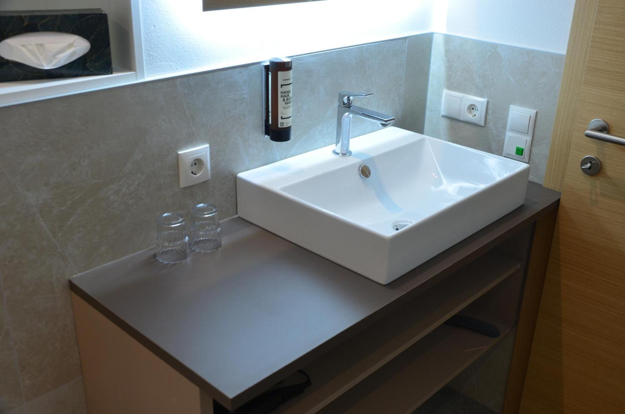 Parkhotel Zur Linde 4*