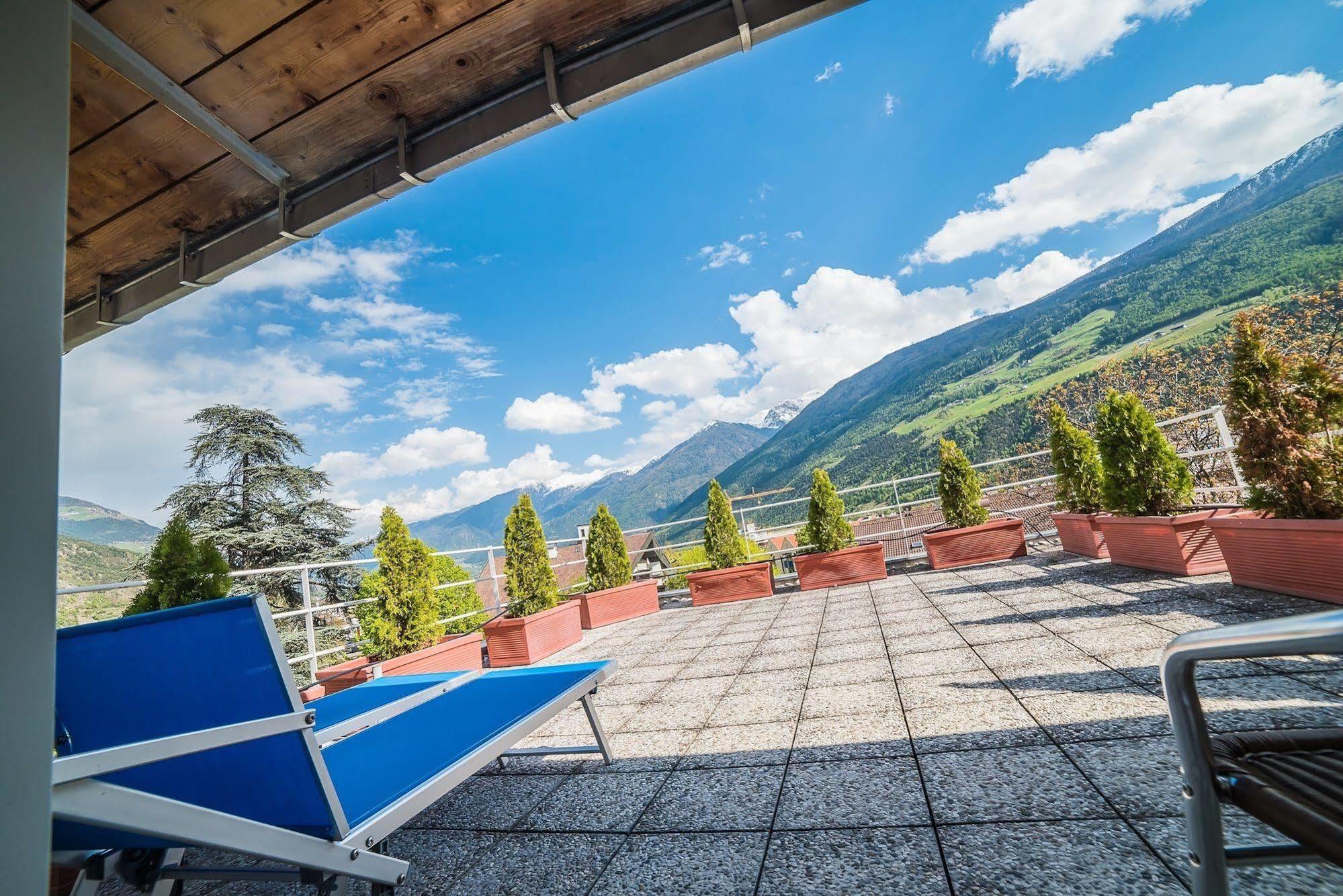 Parkhotel Zur Linde 4*